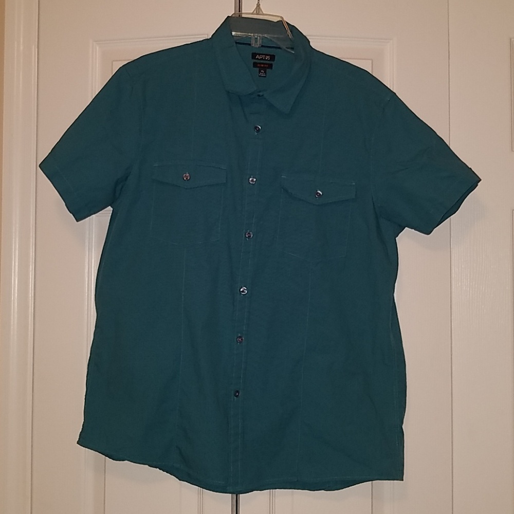 Apt 9 casual button down shirt
